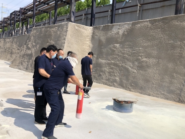 筑牢防火墻，把好安全關，  ---公司開展消防應急演練