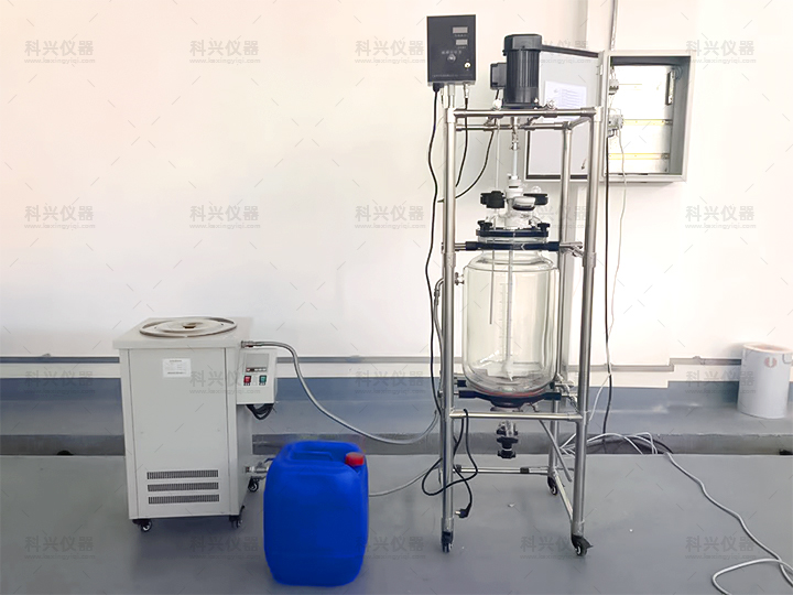 上?？婆d儀器與華東理工大學(xué)某公司合作